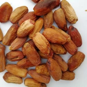 dav FRESH Dry Dates in 900g tin